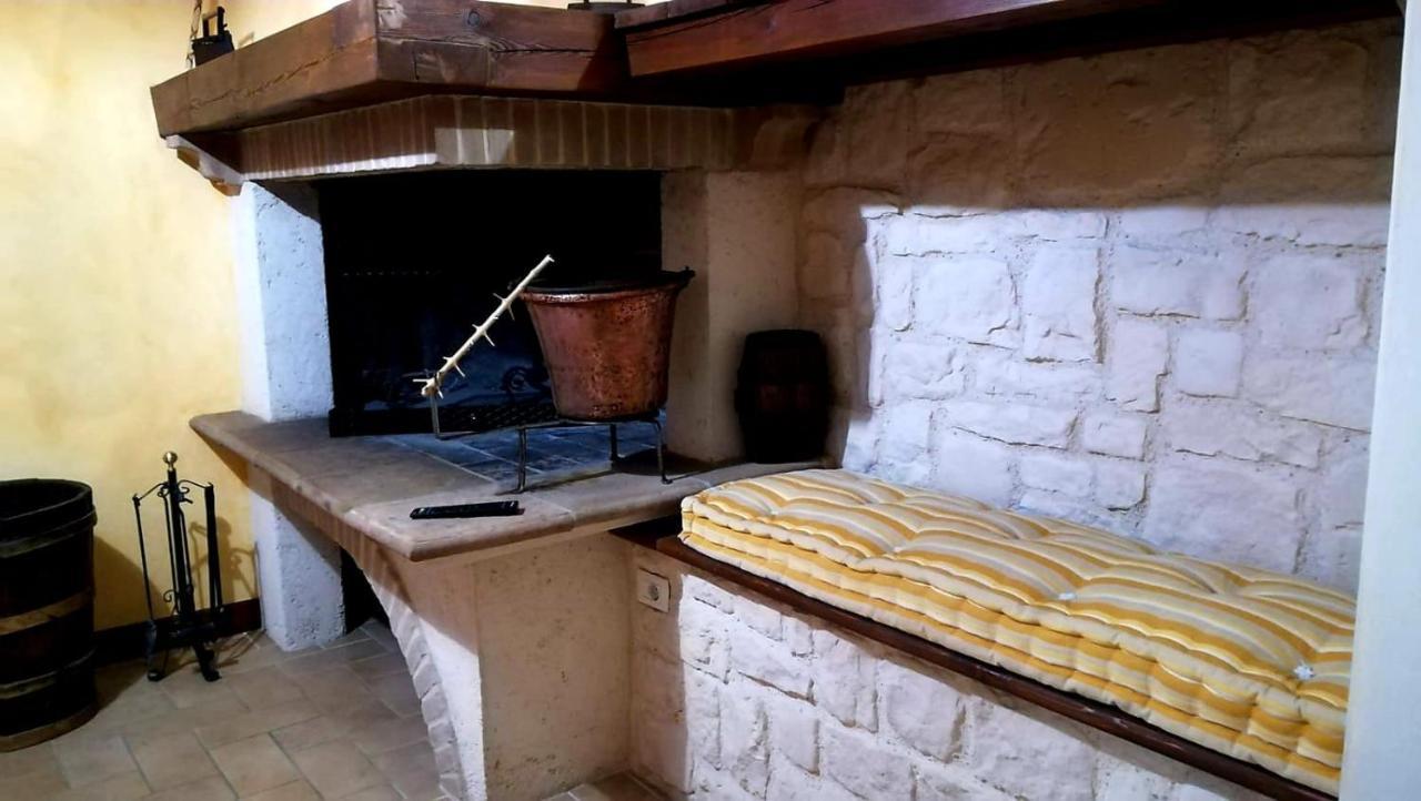 B&B Fonte Vena Norcia Bagian luar foto