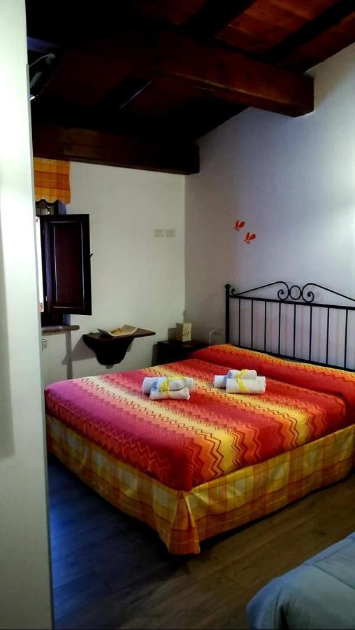 B&B Fonte Vena Norcia Bagian luar foto